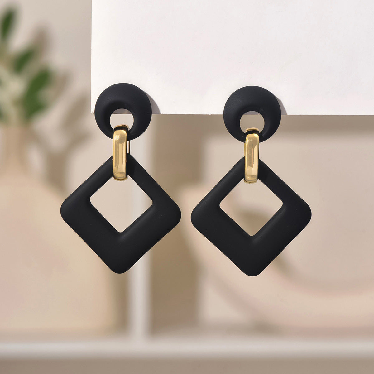 Square Hollow Fashion Long Earrings