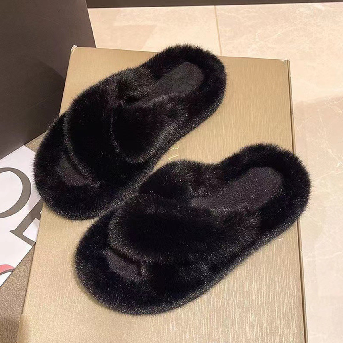 Autumn Winter Thick-Soled Furry Slippers for Women