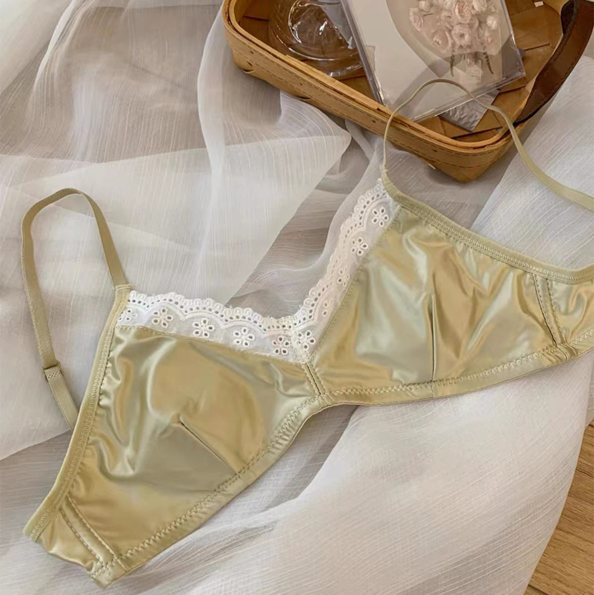 Triangle Cup Lace Edge Rabbit Ear Cup Underwear