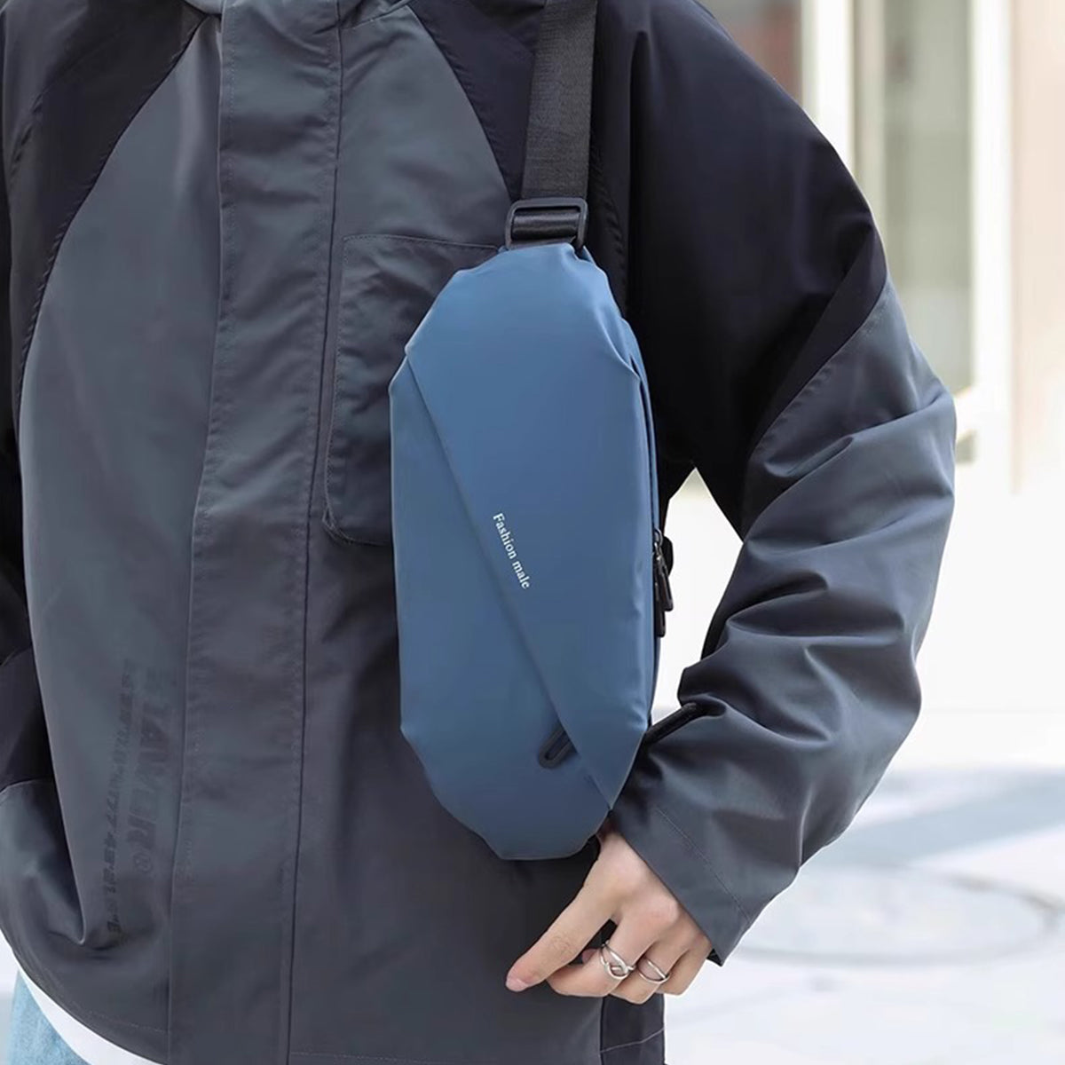 Men's Outdoor Chest Bag Casual Shoulder Messenger Bag