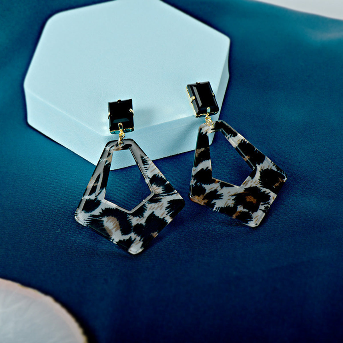 Fashion Retro Green Acrylic Diamond Earrings