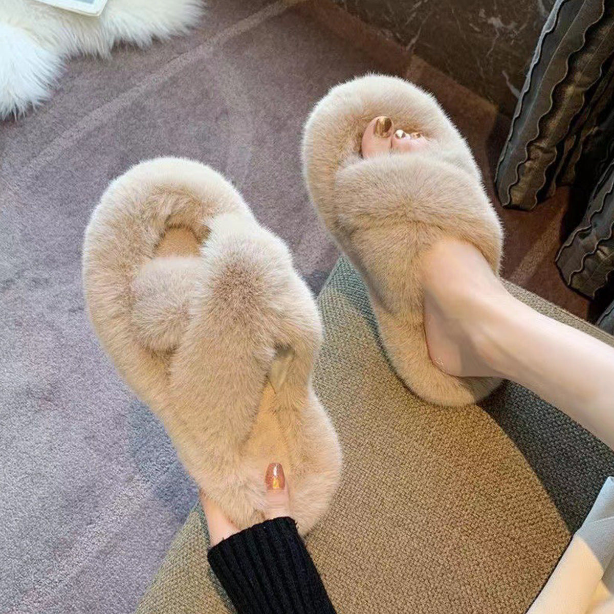 Autumn Winter Thick-Soled Furry Slippers for Women