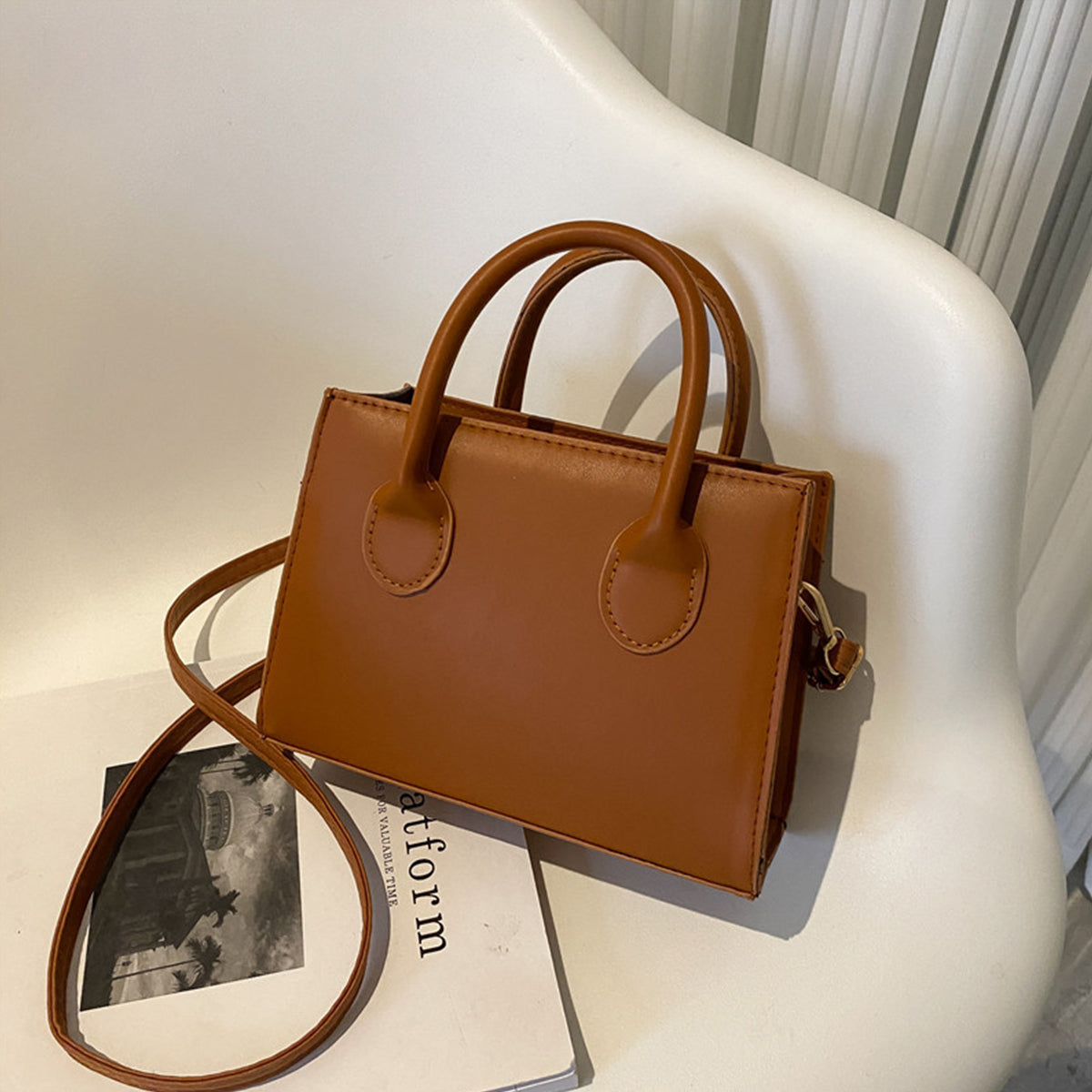 Retro Messenger Bag Casual Fashion Handbag Small Square Bag