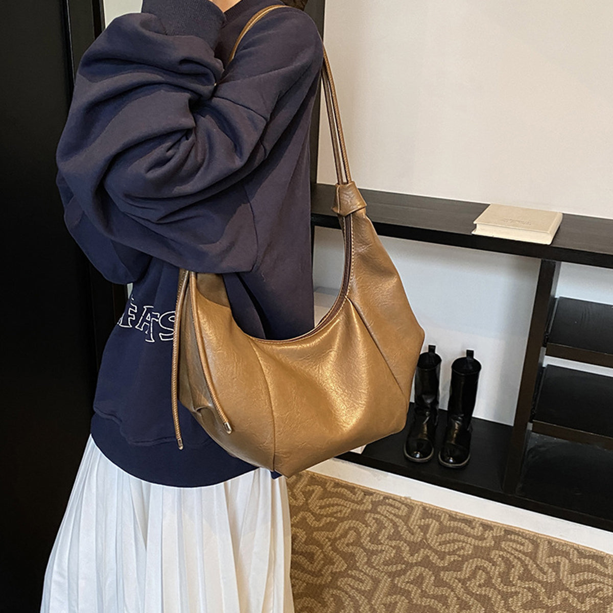 Autumn winter retro crossbody bag dumpling bag