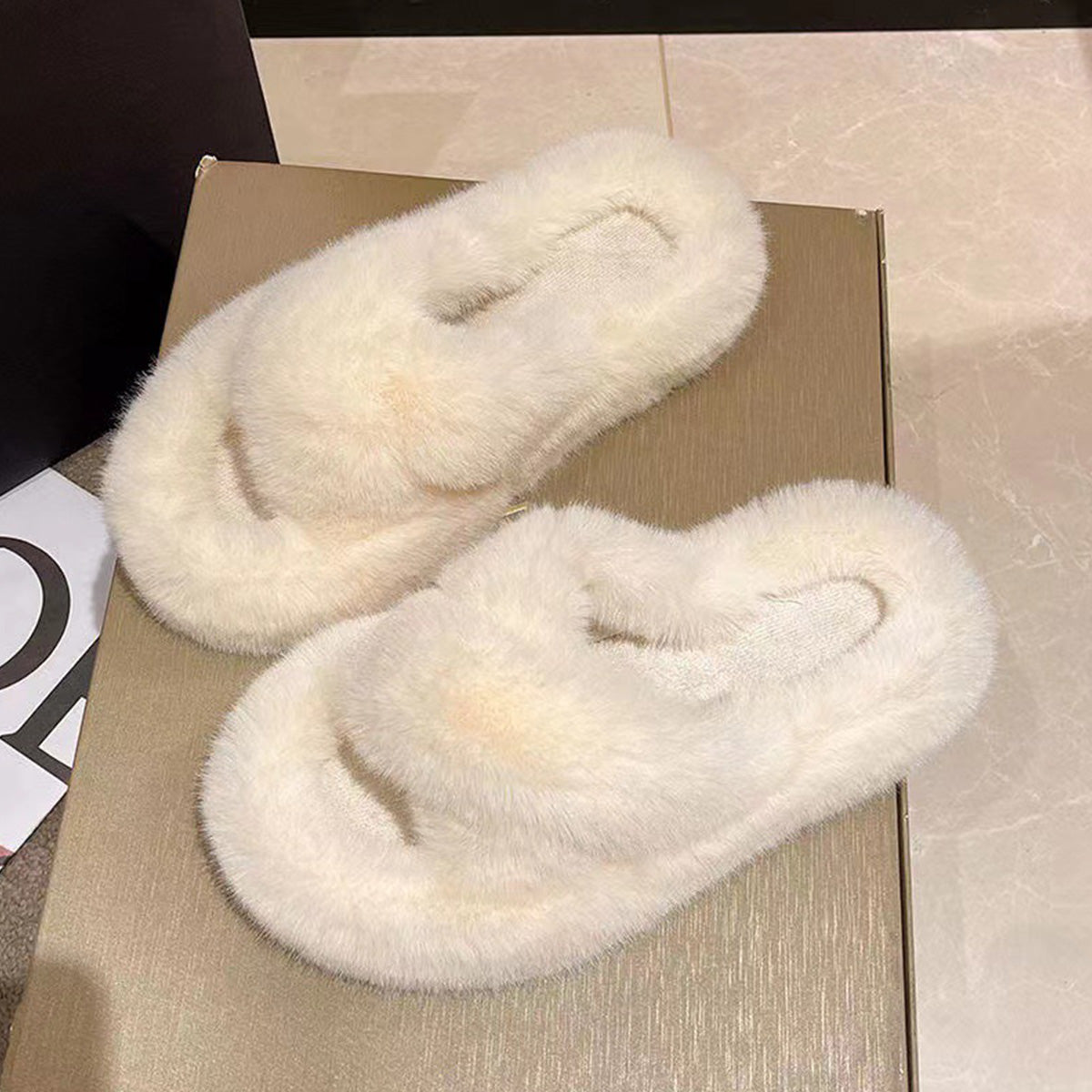 Autumn Winter Thick-Soled Furry Slippers for Women
