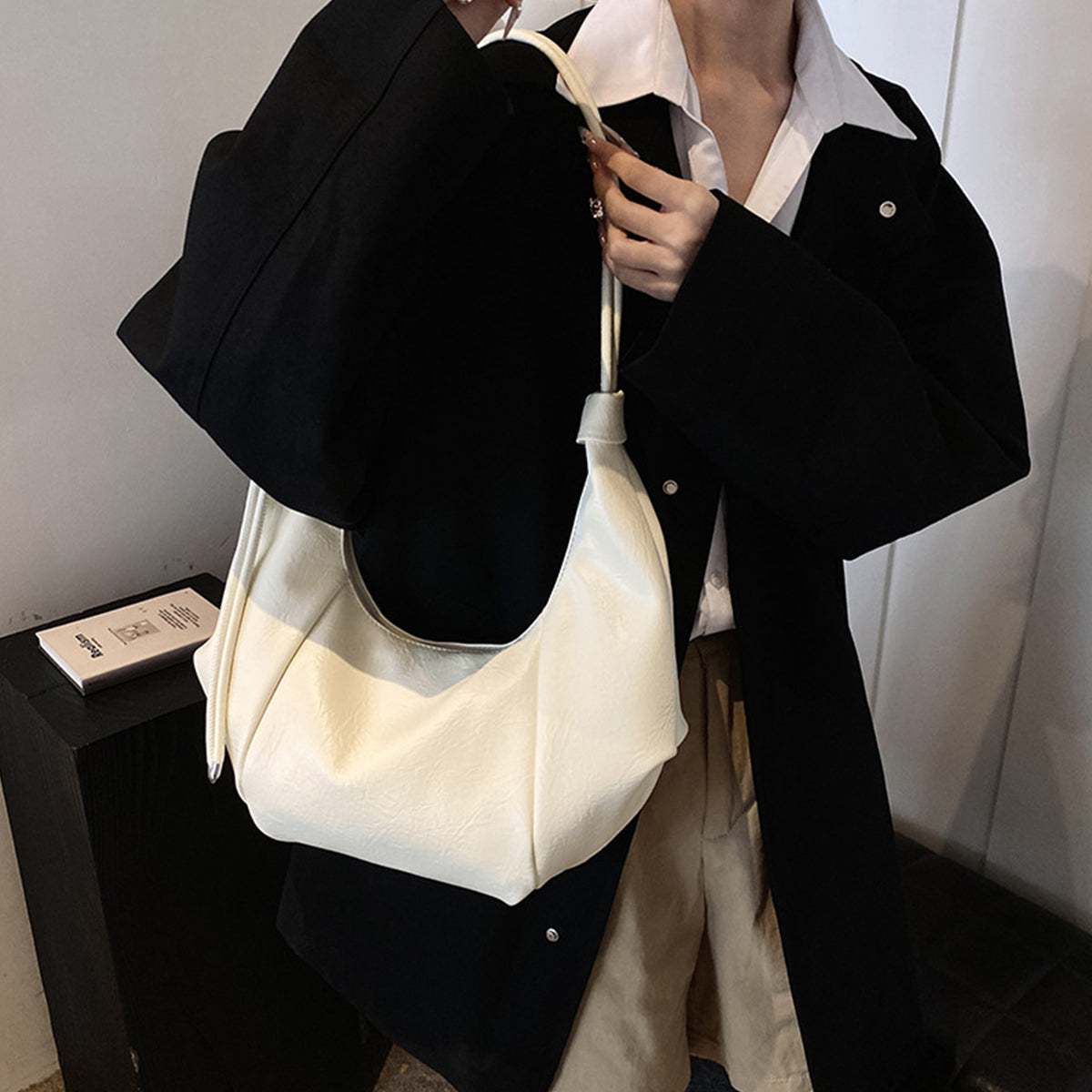 Autumn winter retro crossbody bag dumpling bag
