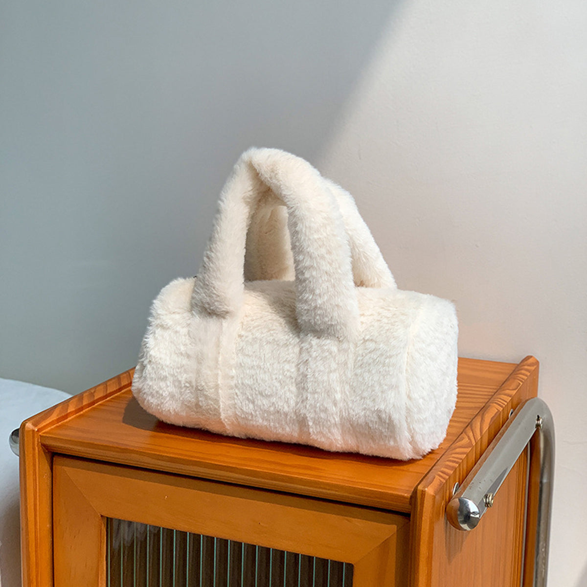Autumn Winter Cylindrical Handbag Plush Bag