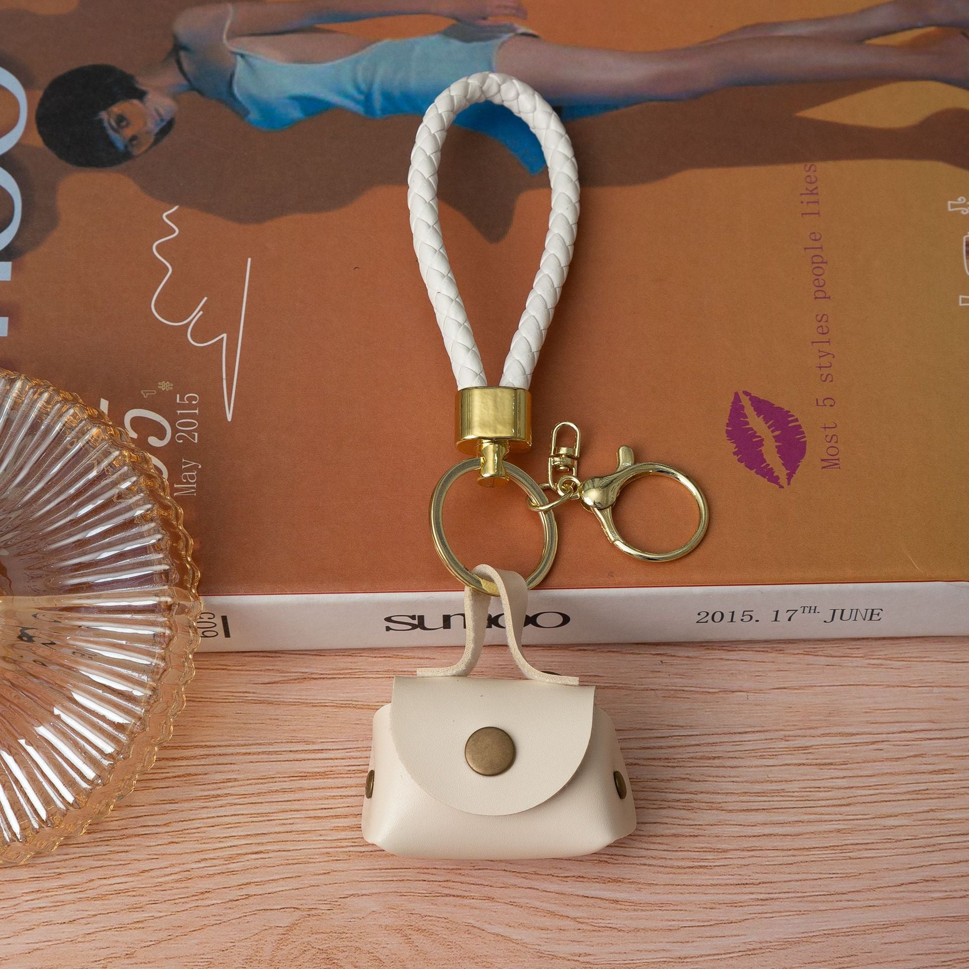 New Creative Zero Wallet Keychain Cute Girl Bag Pendant Car Keychain Backpack Hanger Small Gift