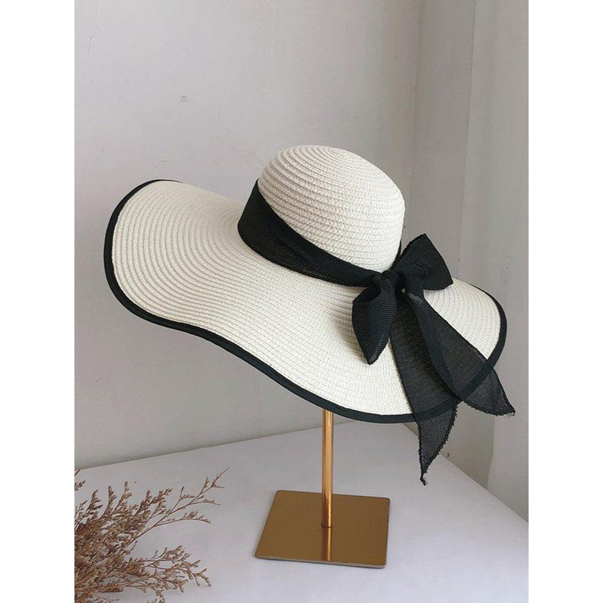 Extra Large Brim Straw Hat for Women