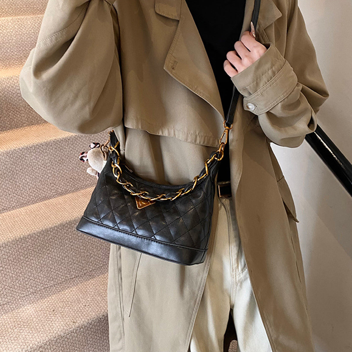One-Shoulder Crossbody Underarm Chain Bag