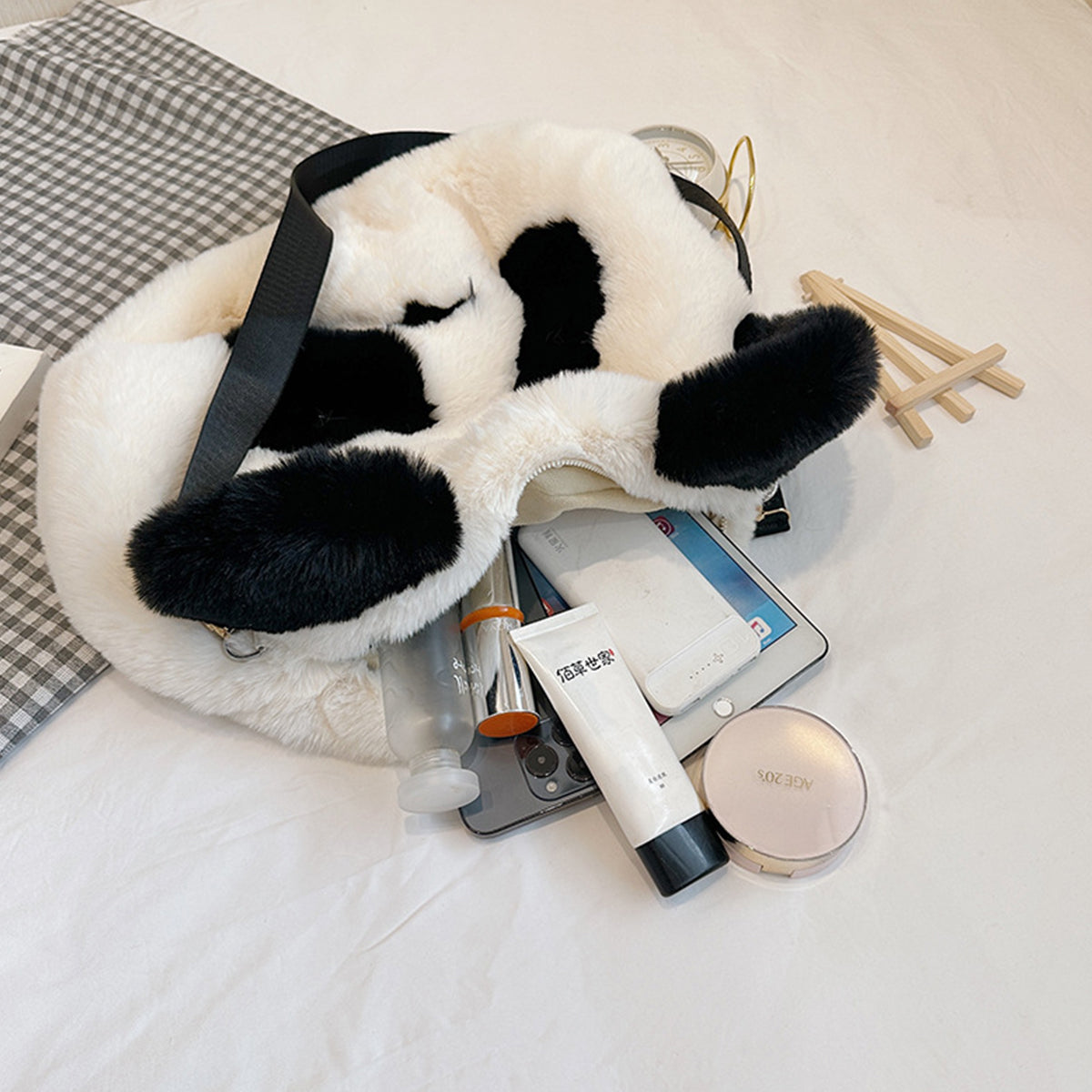 Plush Panda Shoulder Bag Cute Crossbody Bag