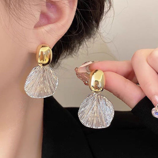 High-End Shell Design Earrings