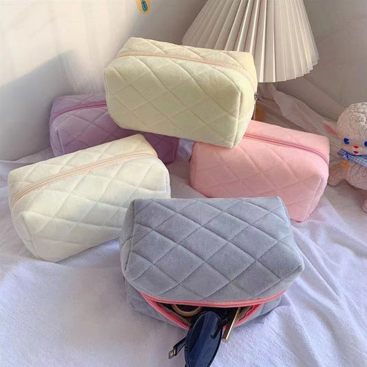 Diamond Quilted Cosmetic Bag Hand-held Storage Bag