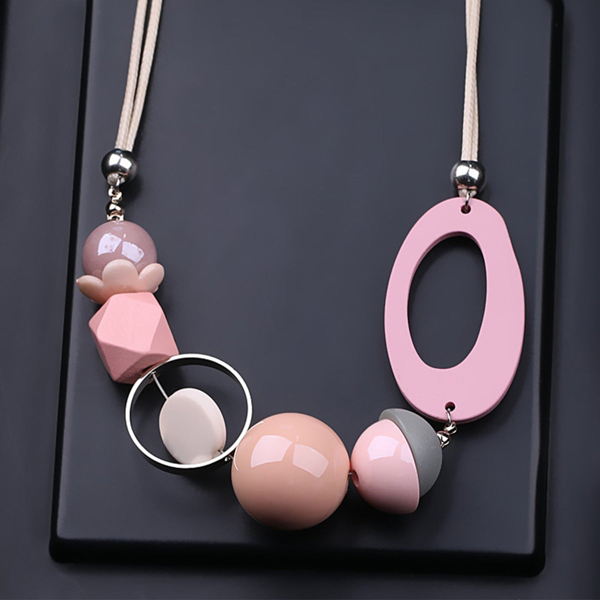 New Style Personality Temperament Small Skirt Shirt Necklace