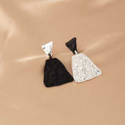 Fashionable Mosquito Coil Tray Women's Metal Earrings