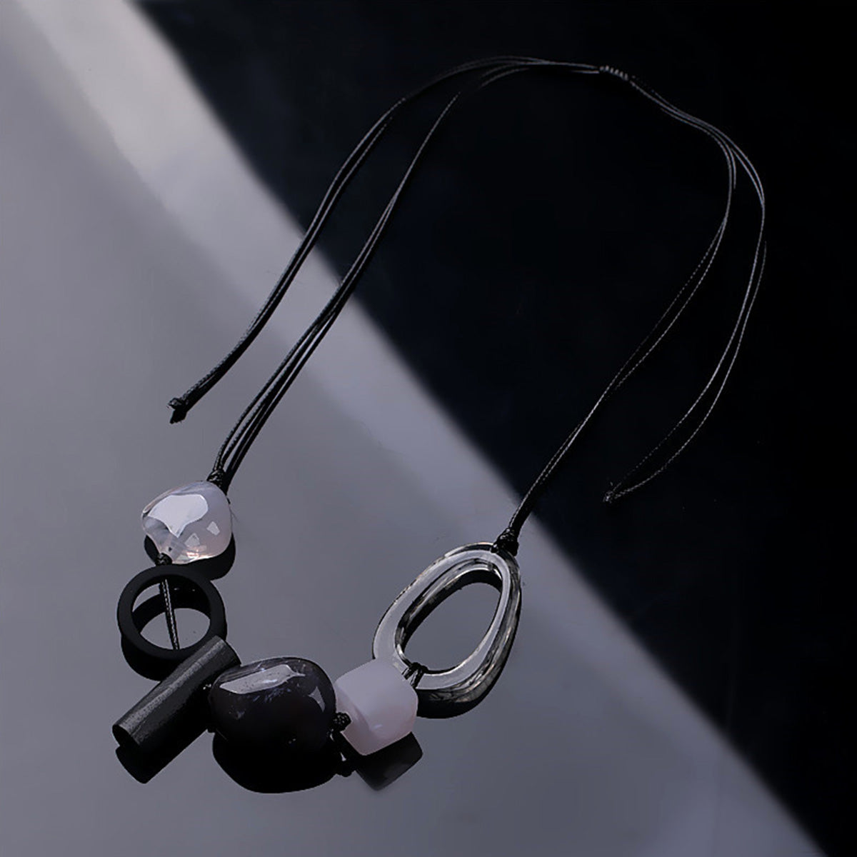 New Style Personality Temperament Small Skirt Shirt Necklace