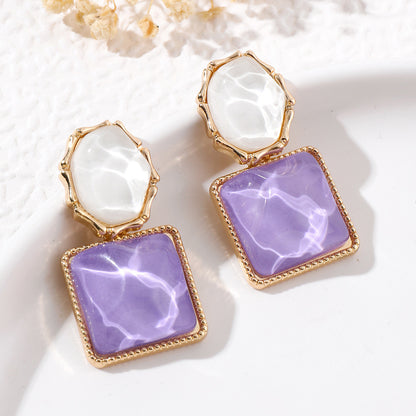 Women Diamond-Shaped Elegant Stylish Earrings