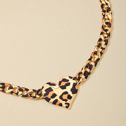 Fashion Retro Metal Leopard Print Heart Necklace