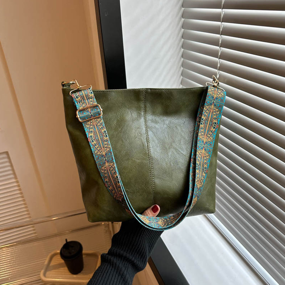 Single Shoulder Crossbody Large Capacity PU Bag