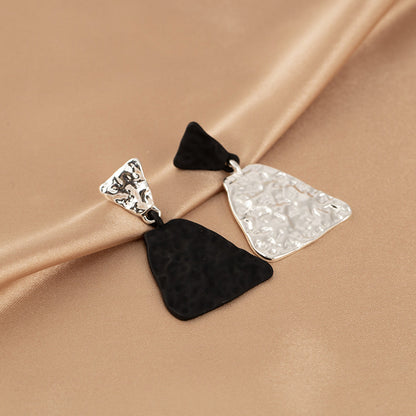 Fashionable Mosquito Coil Tray Women's Metal Earrings