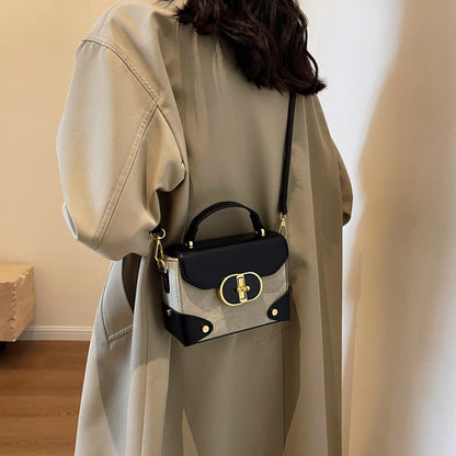 Retro Shoulder Messenger Bag Handbag Small Square Bag