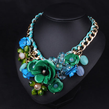 European American Purple Flower Diamond-Studded Clavicle Necklace
