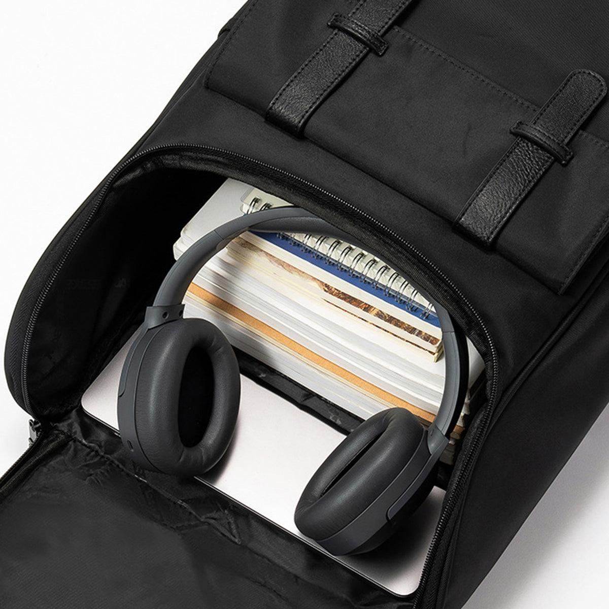 Casual Large-Capacity Travel Backpack