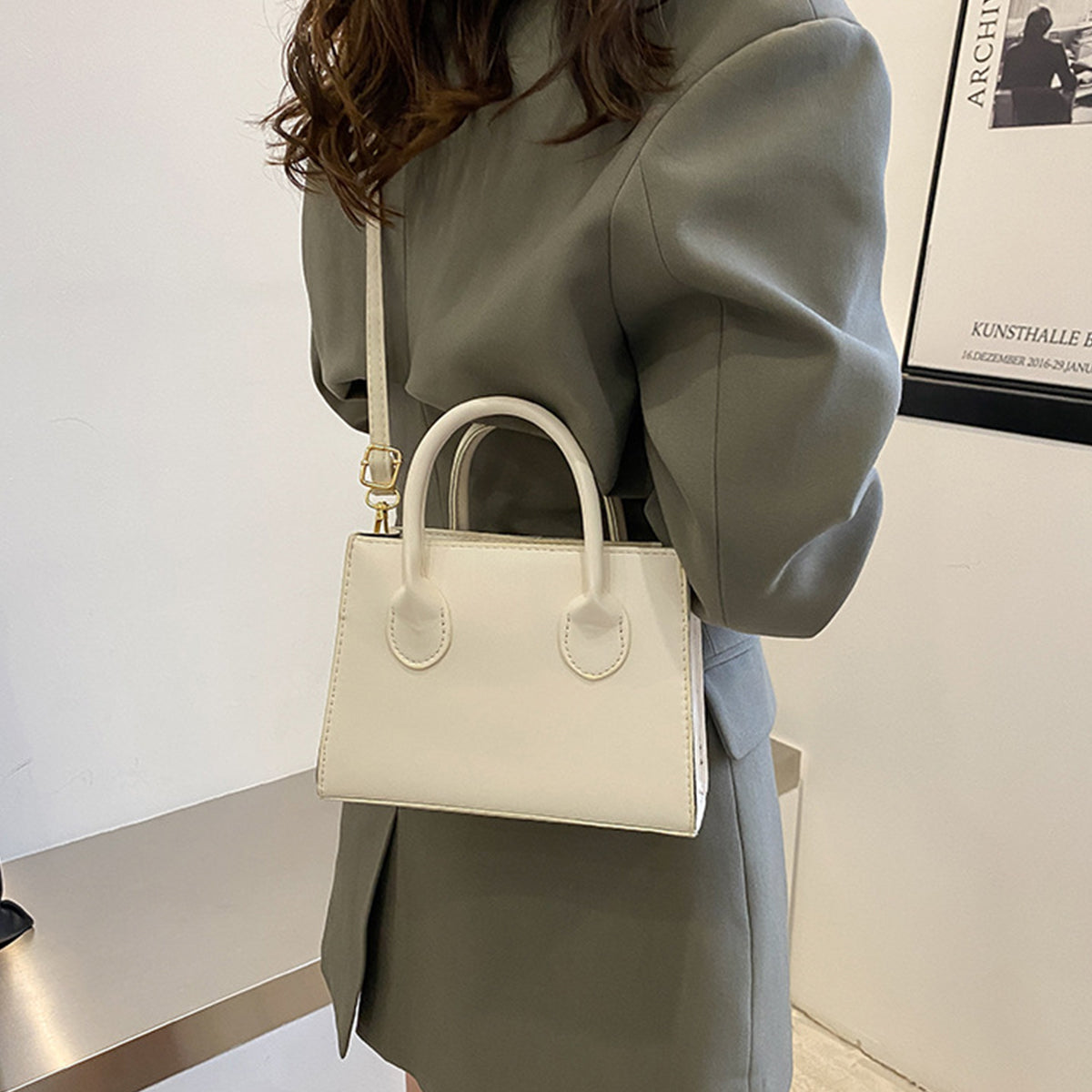 Retro Messenger Bag Casual Fashion Handbag Small Square Bag
