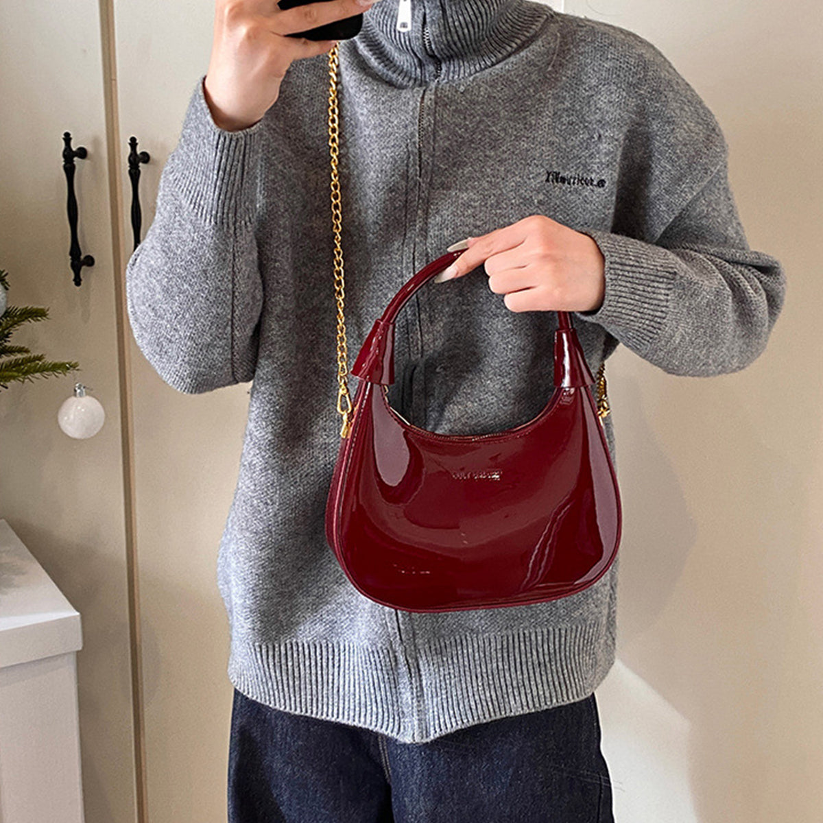 Burgundy Patent Leather  Handbag U-shaped Dumpling Bag
