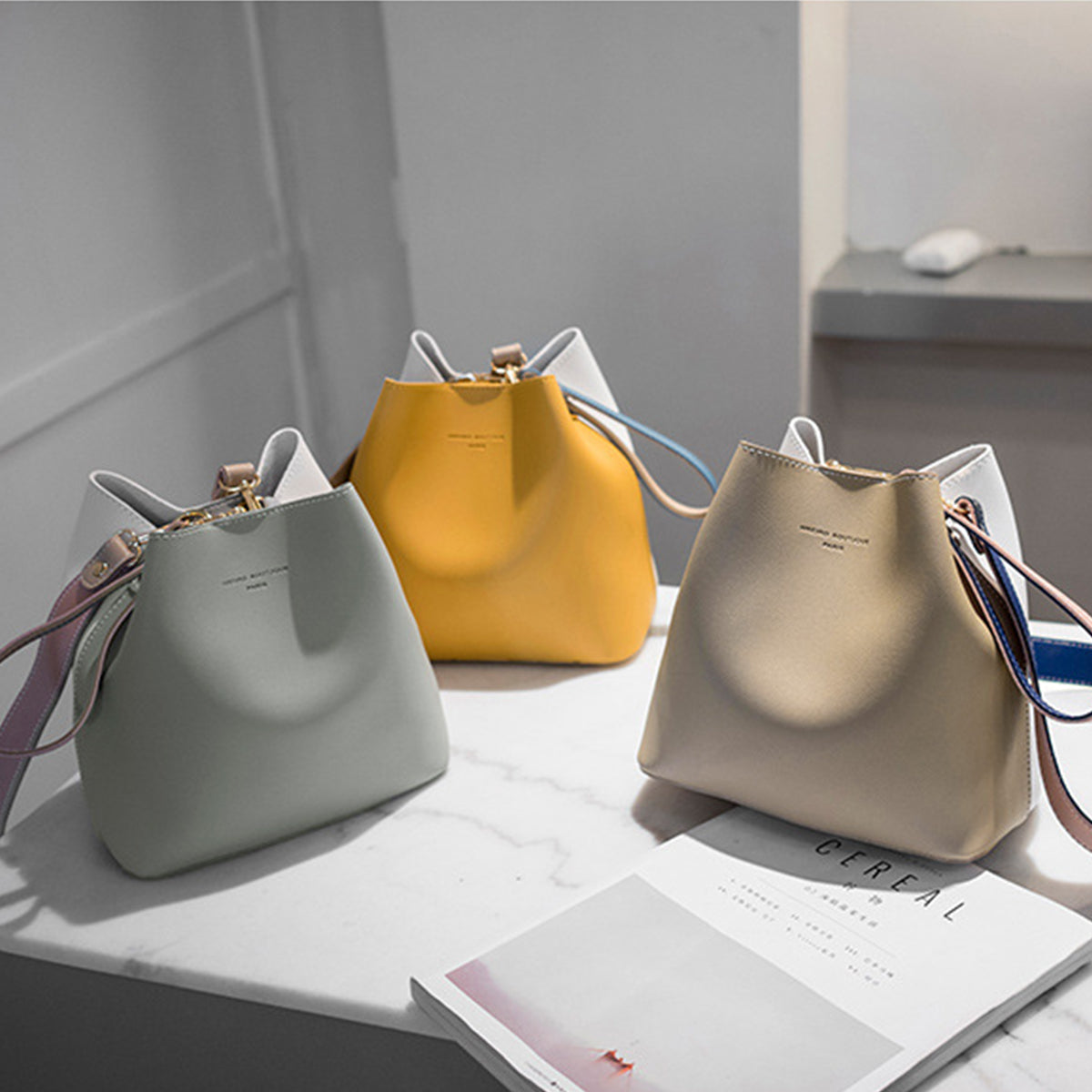 Women's Bucket Bag Single Shoulder Crossbody Bag Fashion Decoration