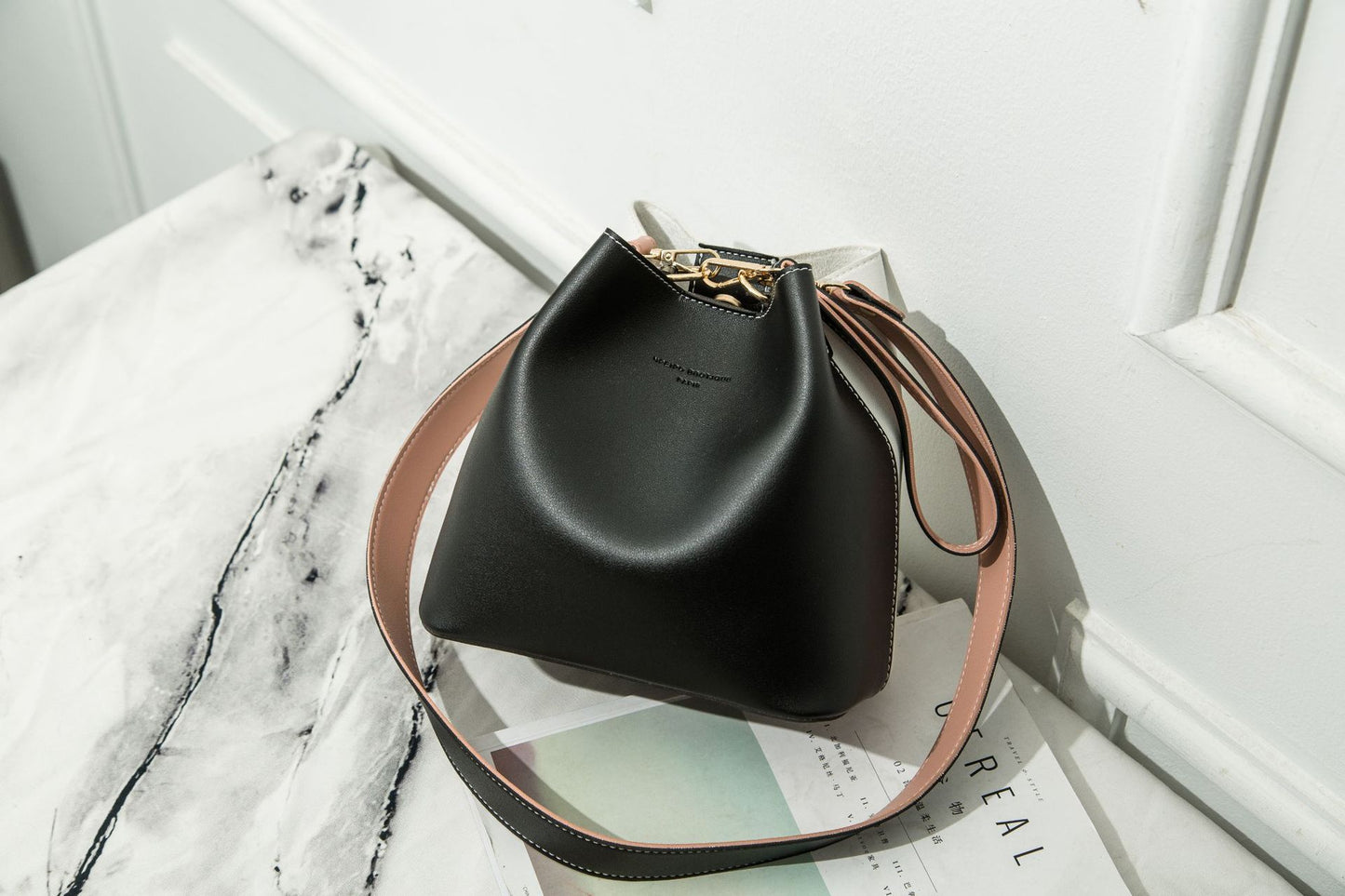 Women's Bucket Bag Single Shoulder Crossbody Bag Fashion Decoration