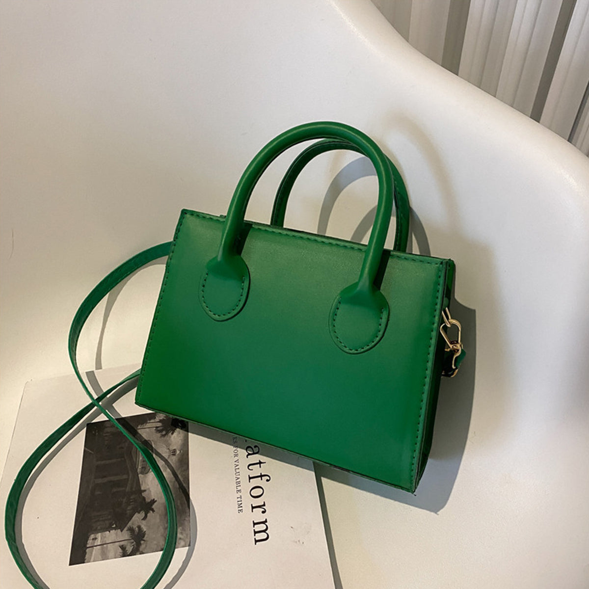 Retro Messenger Bag Casual Fashion Handbag Small Square Bag