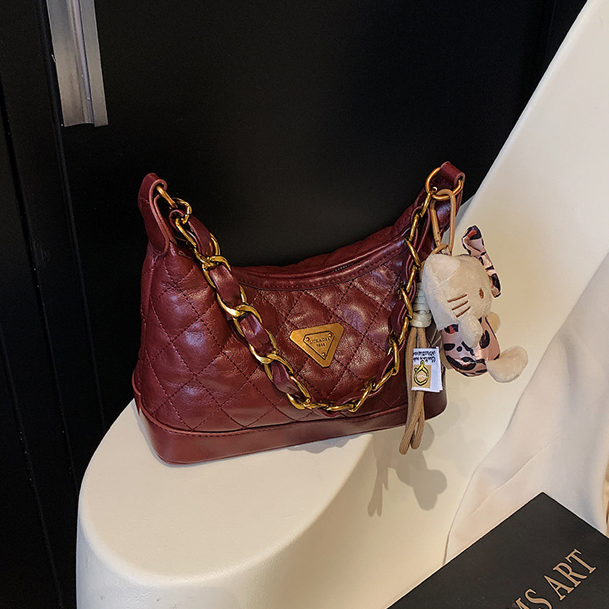 One-Shoulder Crossbody Underarm Chain Bag