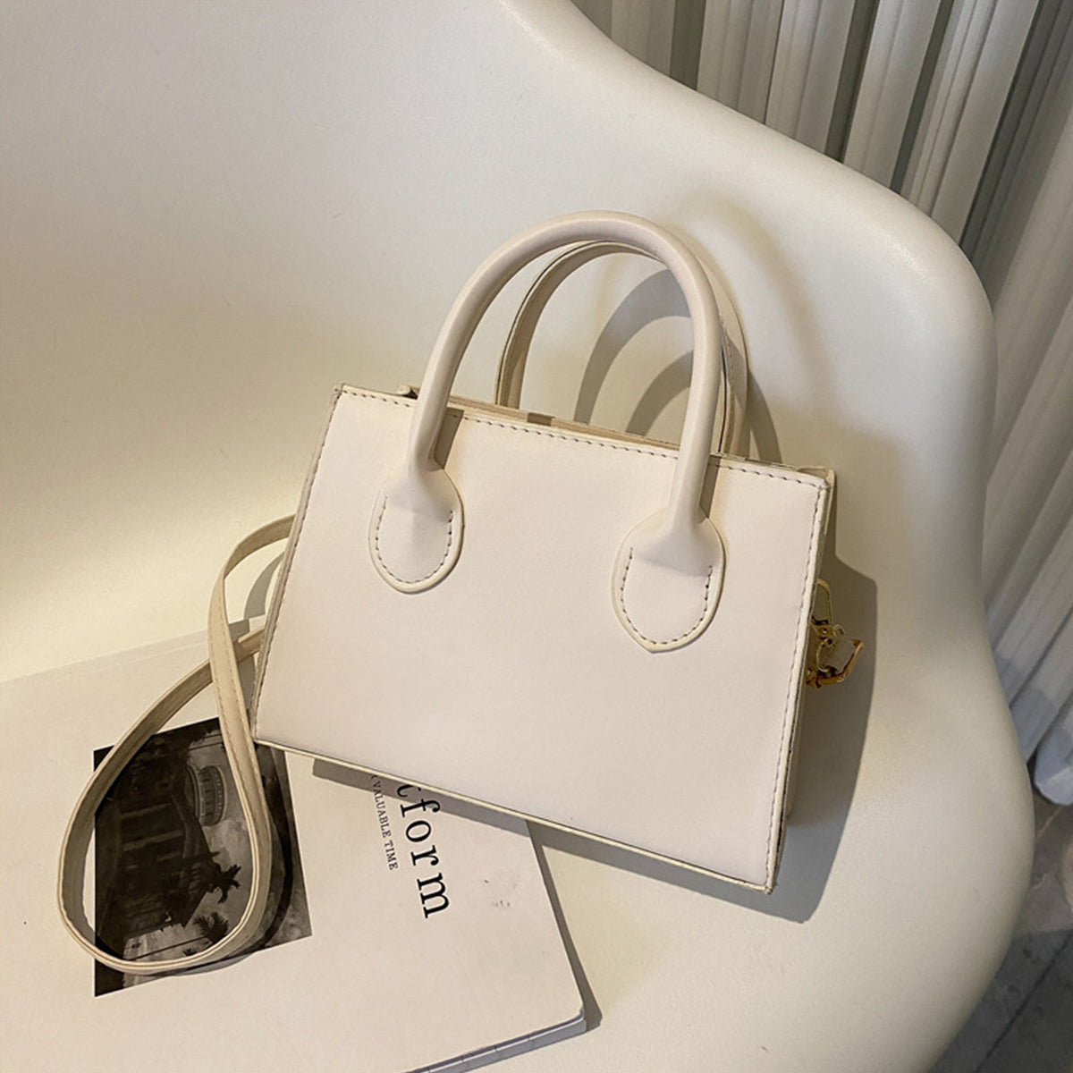 Retro Messenger Bag Casual Fashion Handbag Small Square Bag